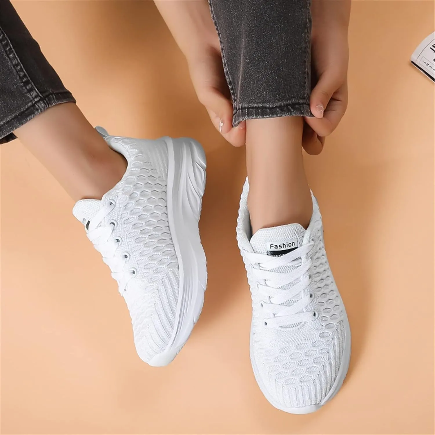 Women Canvas Slip On Sneakers Casual Walking Shoes Lightweight Flat Comfortable Elastic Non Slip Loafers